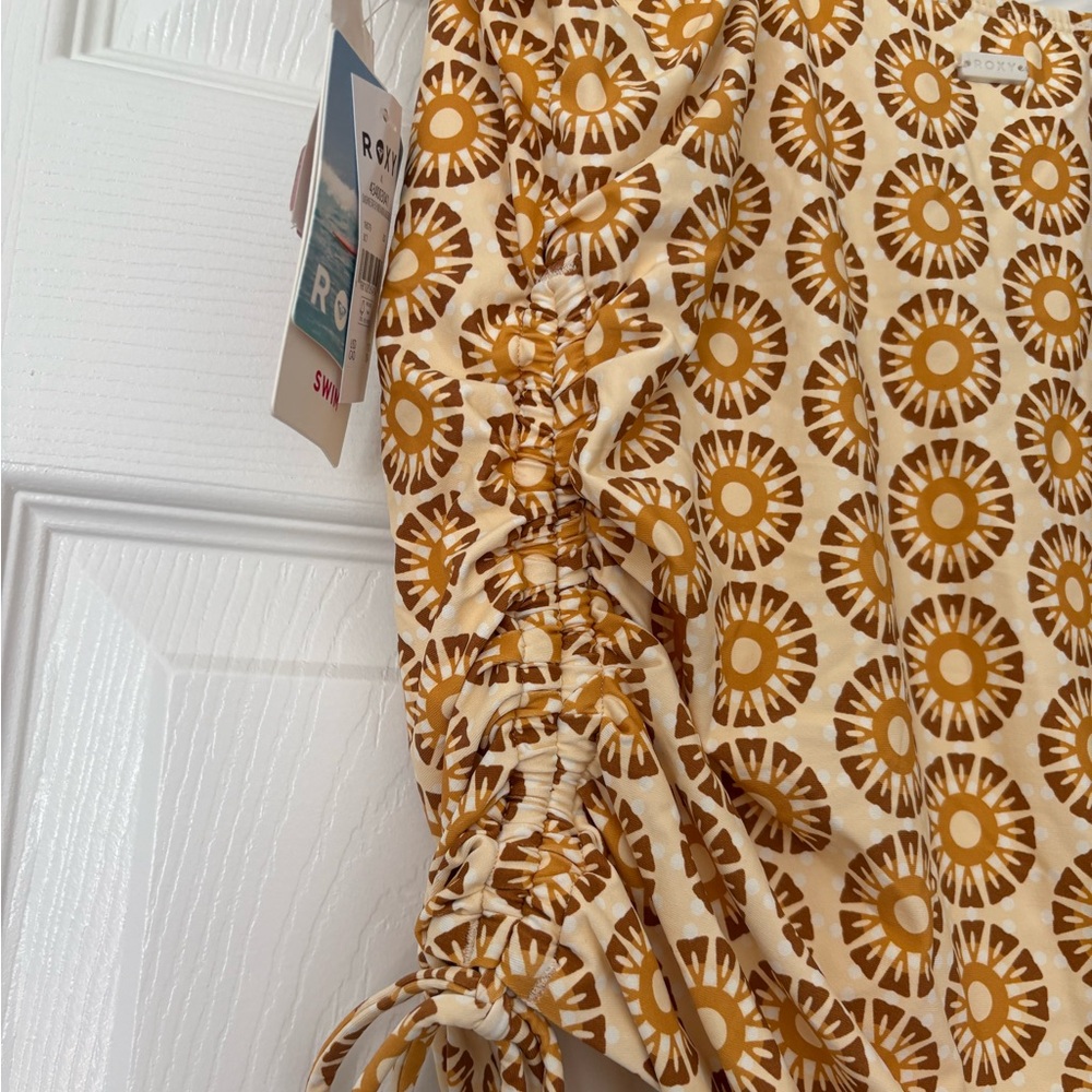 NWT Roxy Cream and Mustard Floral Medallion One-Piece Swimsuit - Picture 3 of 9